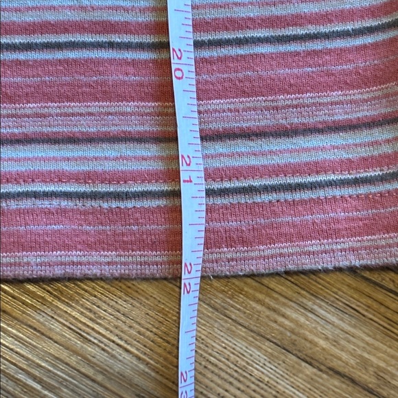 Bundle of three Woolrich Women's long sleeve Tops - Picture 9 of 9